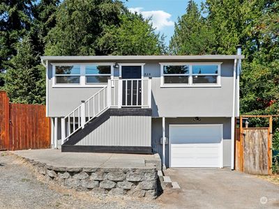 828 NE 170th Street, Seattle, WA, 98155