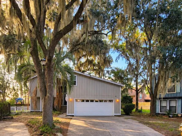 106 Queens Ct, Summerville, SC 29485