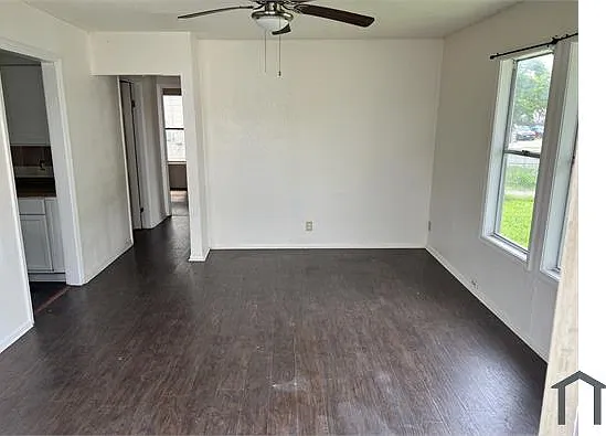 3 bed, 653 sqft, $1,200 — Photo 2