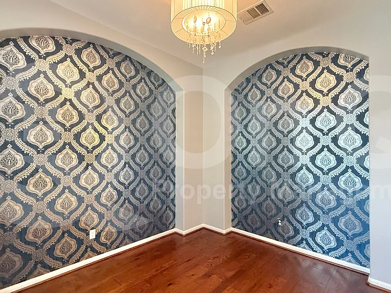 18905 Stirling Castle Ct — Photo 9