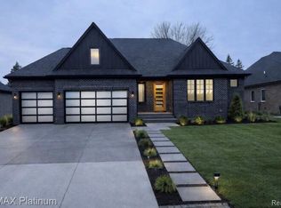 66893 Meadowlands Ct, Washington, MI 48095
