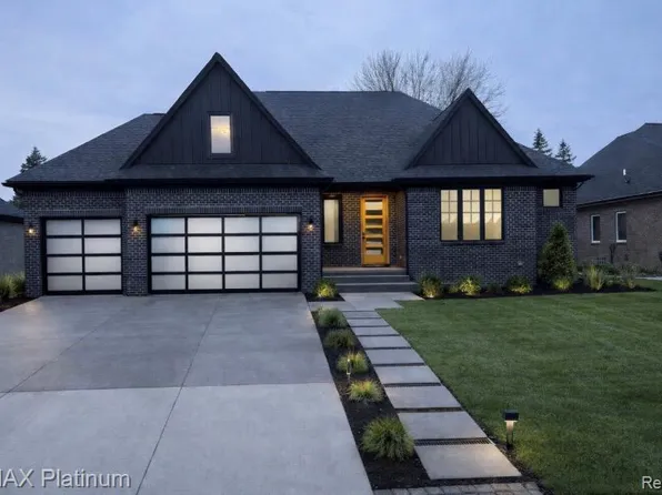 52921 Royal Park Ave, Shelby Township, MI 48315