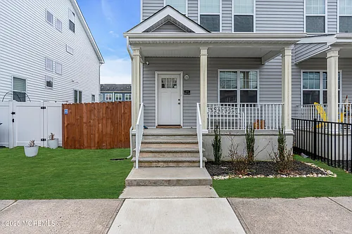1514 Heck Ave Photo 1