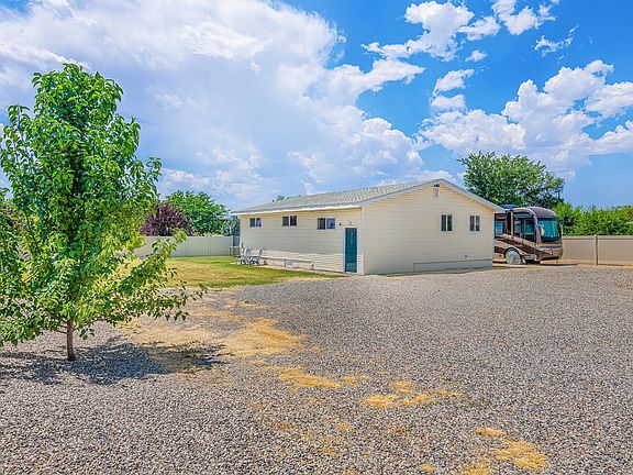 3rd image of 3117 Devin Dr