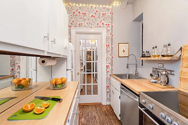 Rented by Compass | media 14