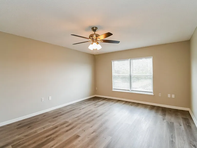 7115 High Bluff Rd — Photo 11