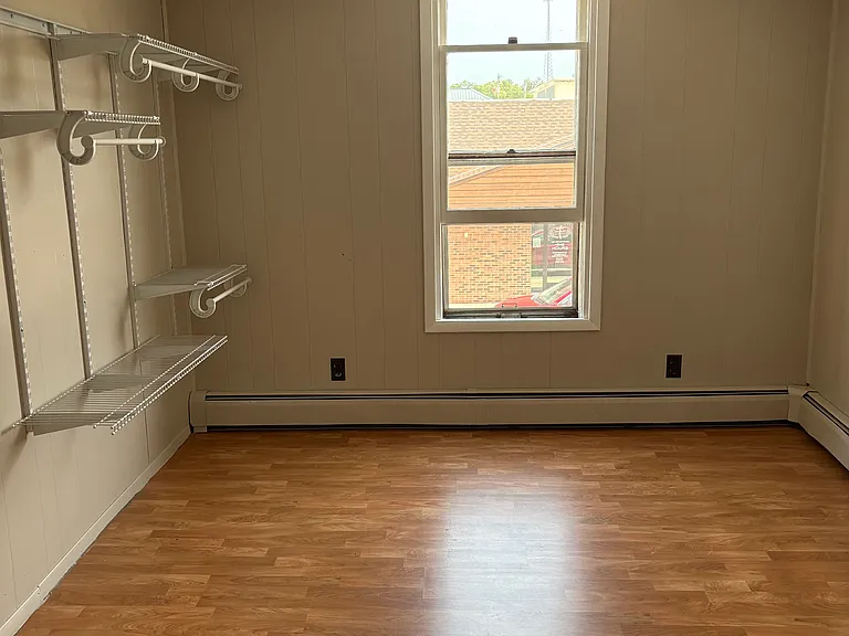 14 Main St S #1 — Photo 4