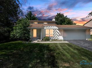 5750 Knightsbridge Dr, Toledo, OH 43614