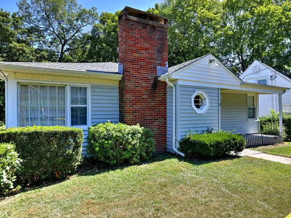 12 Lowell Avenue, Waterbury, CT 06708