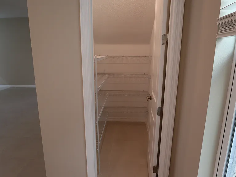 5172 Goldfinch Dr — Photo 13