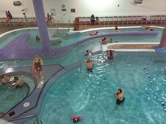 Southridge Rec Center Swimming Area - 1 min walking distance to the house.