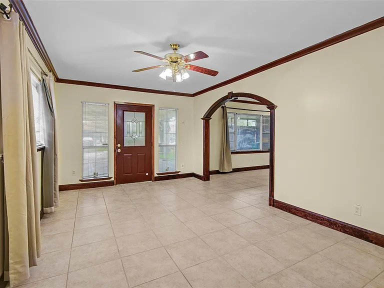 8565 Ridgepoint Dr — Photo 7