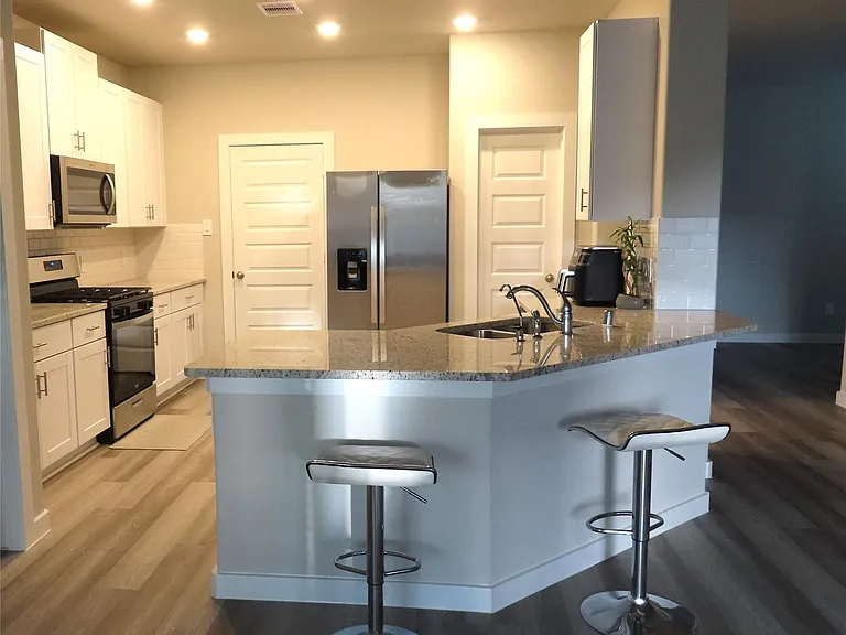 10854 Bodie Hills Dr — Photo 3