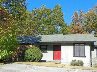 8 Spurlock Ln, Bella Vista, AR 72714