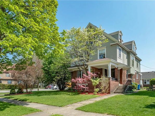 411 Seneca Pkwy #2