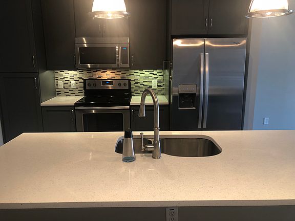3rd image of 5609 Smu Blvd APT 407