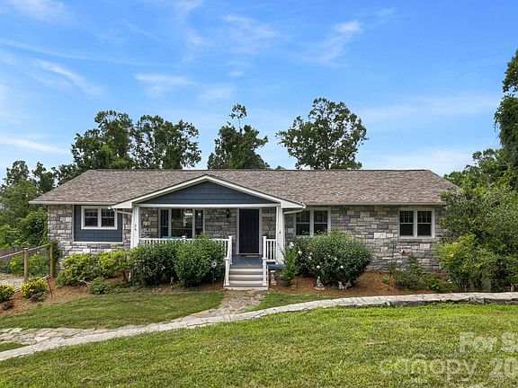 2nd image of 26 Crestwood Dr
