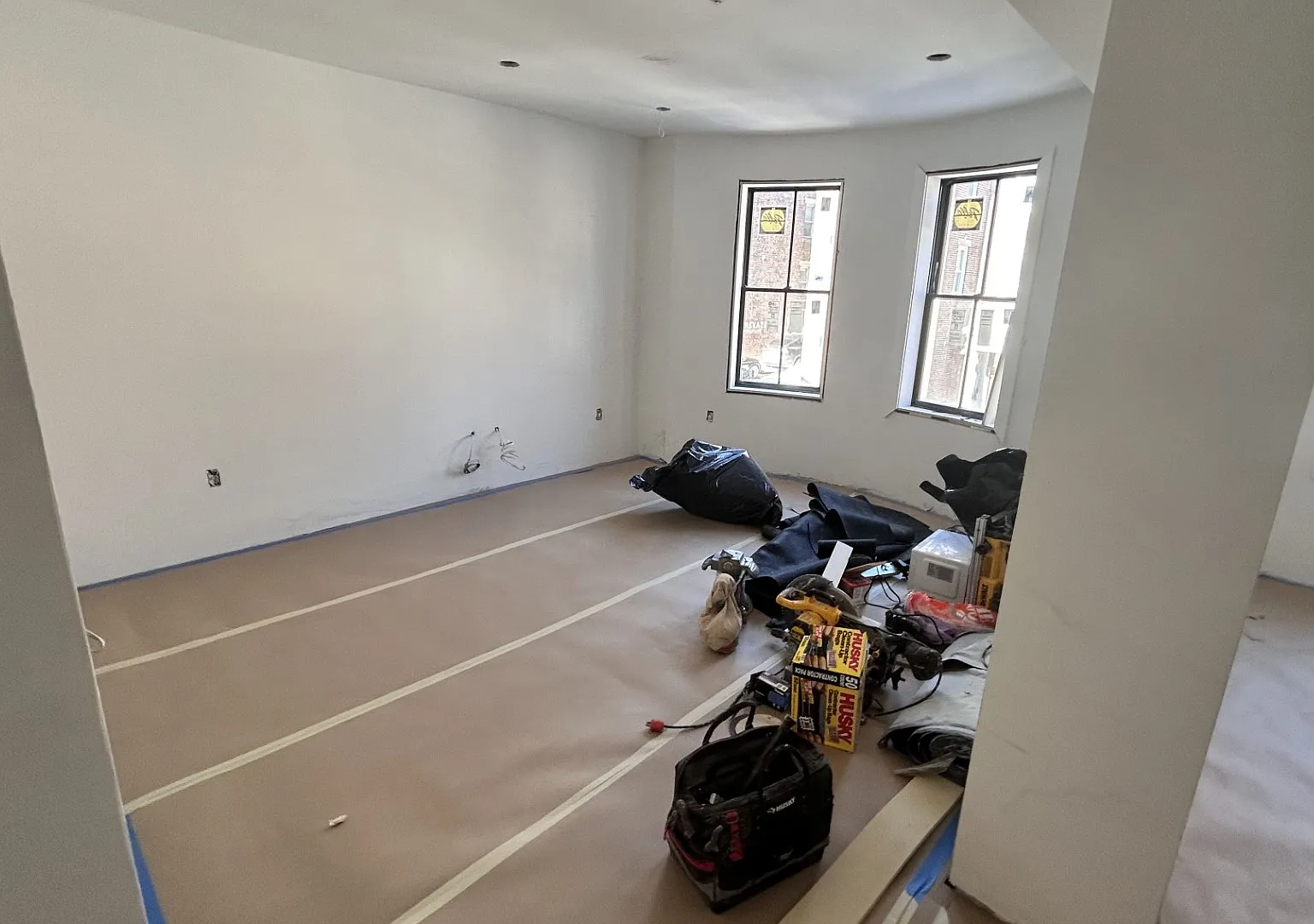 6 bed, 1500 sqft, $6,995 — Photo 4