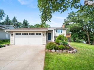 4806 Shevlin Ct, Eagan, MN 55122