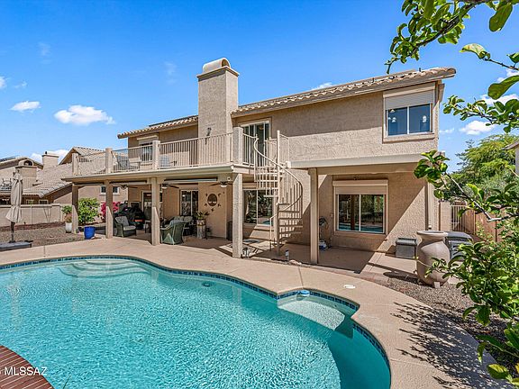 2nd image of 1821 W Desert Highlands Dr