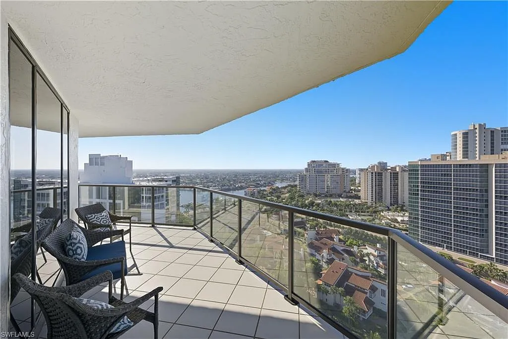 2 bed, 3.0 bath, 2259 sqft, $17,000 — Photo 3