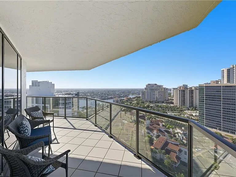 4901 Gulf Shore Blvd N #2101 — Photo 3