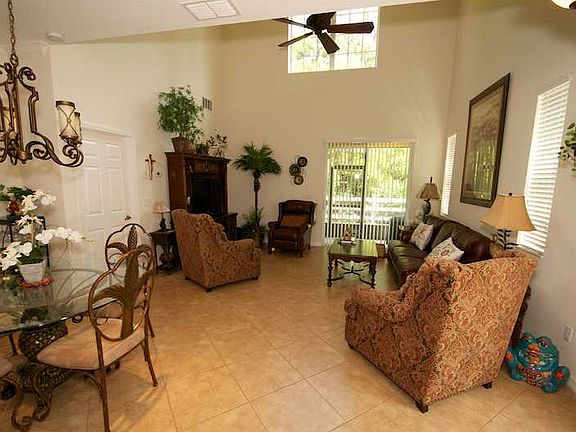 5th image of 293 Terracina Dr