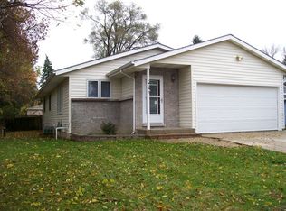 9925 270th Ave, Trevor, WI 53179