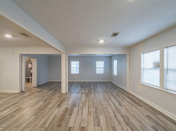 4306 Groton Dr, Houston, TX 77047