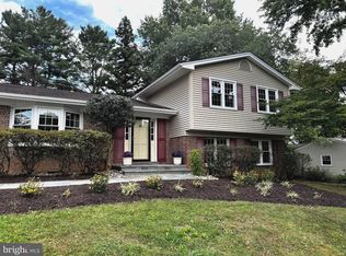 2507 W Meredith Dr, Vienna, VA 22181