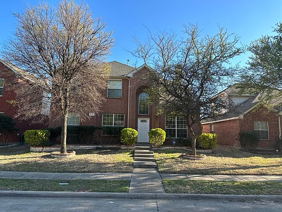 3rd image of 1628 Mineral Springs Dr