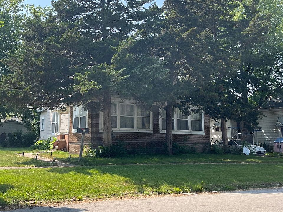 615 N Chicago St, Pontiac, IL 61764 Zillow