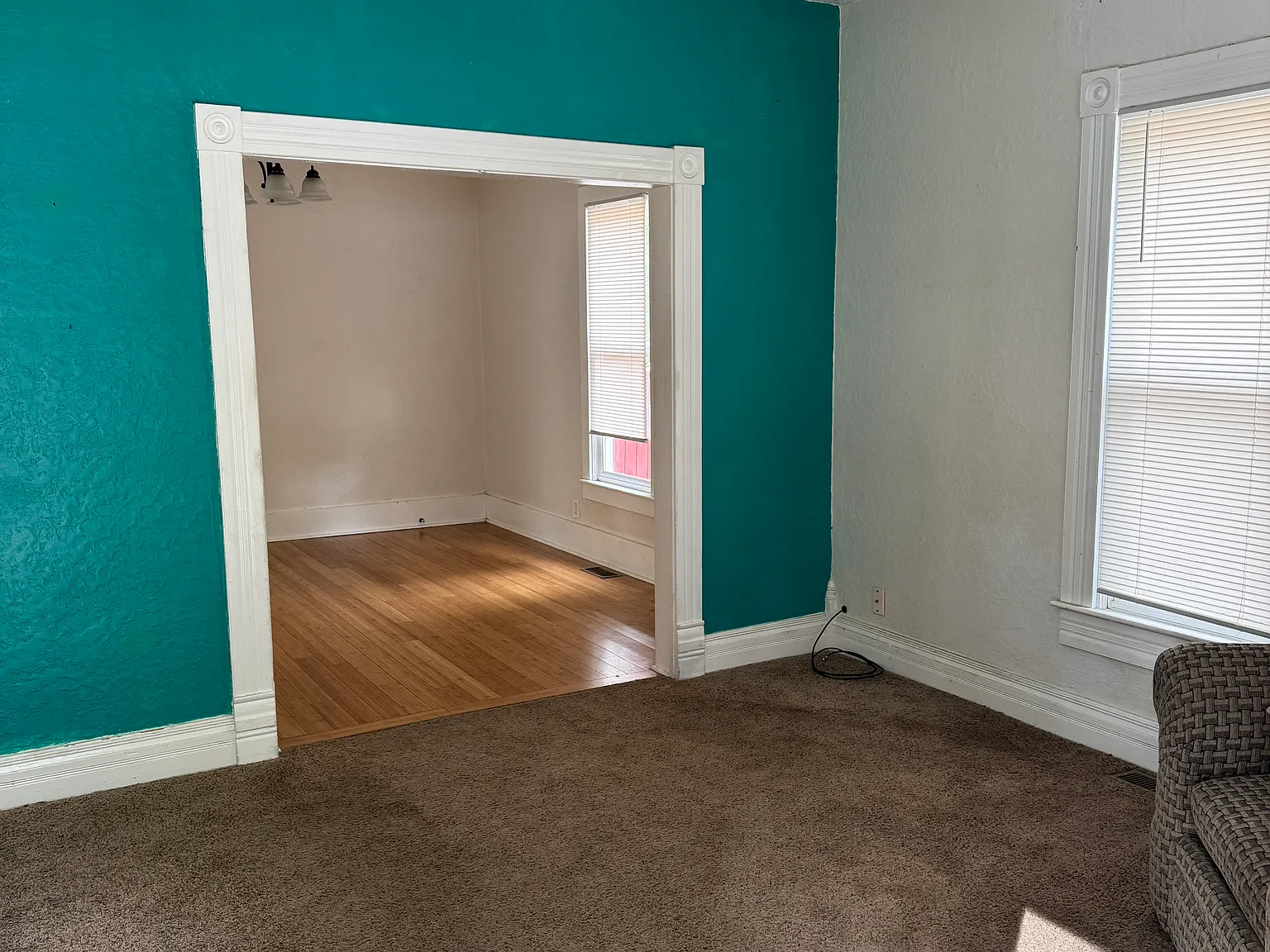 833 S 5th St — Photo 2
