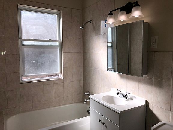 4th image of 7558 S Eberhart Ave #Ave