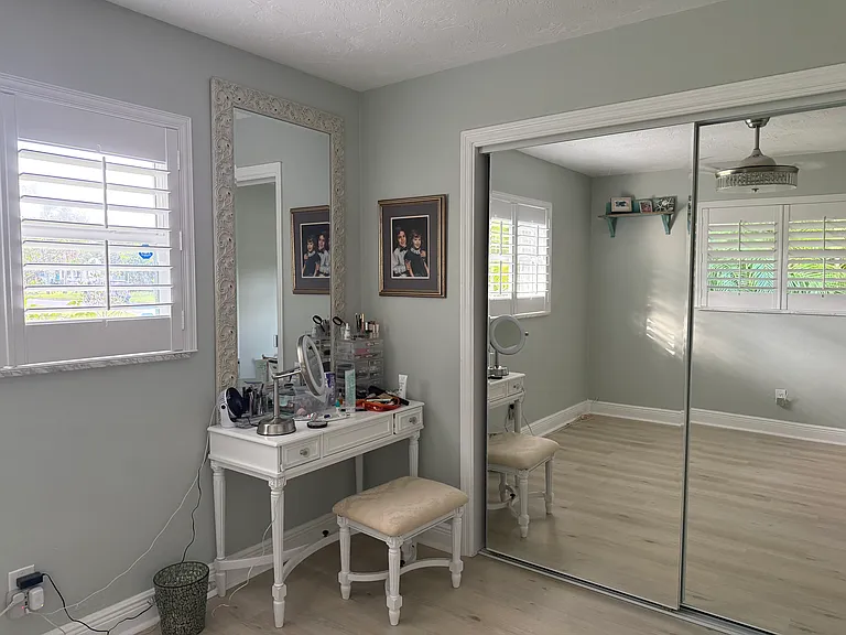 Second bedroom
