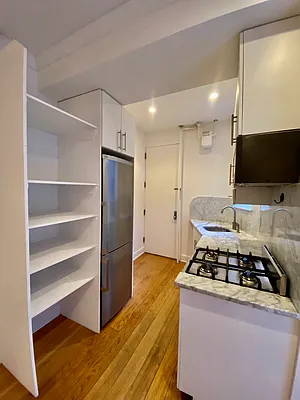 Rented by Abode Residential LLC | media 4