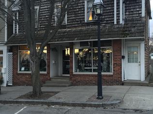 17 State Street, Bristol, RI 02809