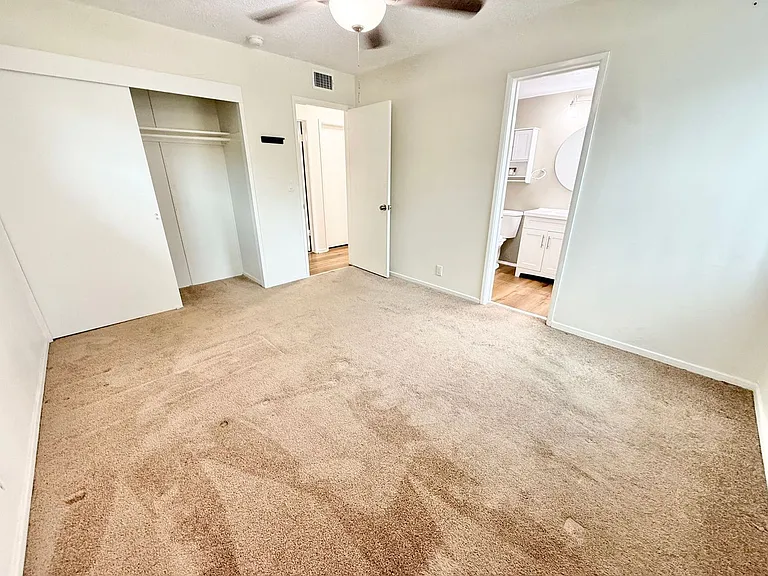 Student Housing Near CSUF | Private & Shared Rooms Available — Photo 20