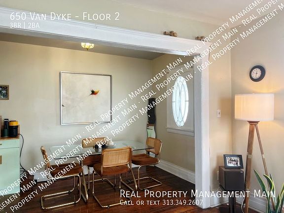4th image of 650 Van Dyke St #2