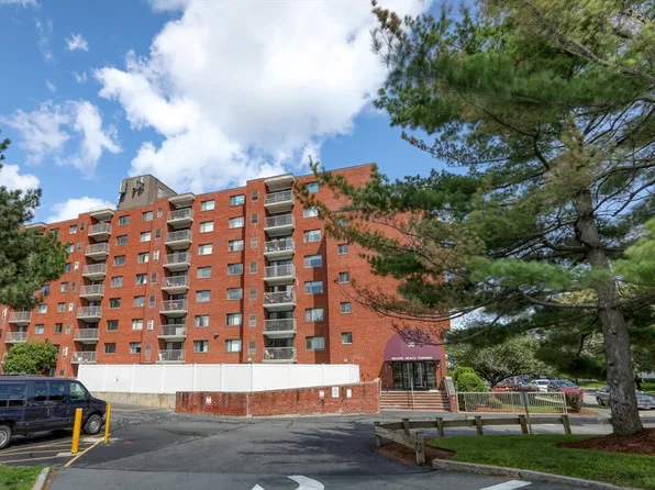30 Revere Beach Pkwy APT 305, Medford, MA 02155