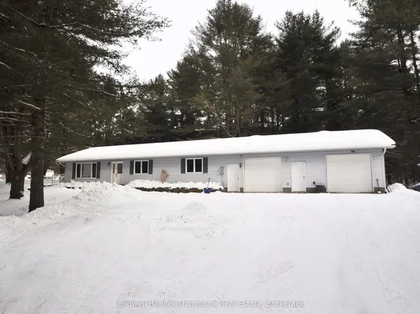 1033 Old Hwy, Lake Of Bays, ON P1H 2J6