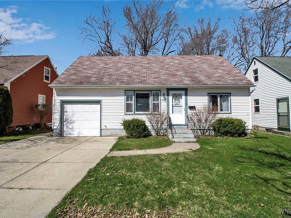 1st image of 452 Saint Lawrence Ave