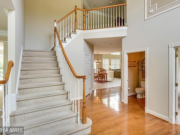3rd image of 5025 Warwick Hills Ct