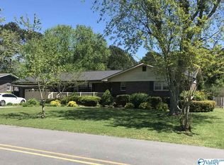 1102 9th St NW, Arab, AL 35016