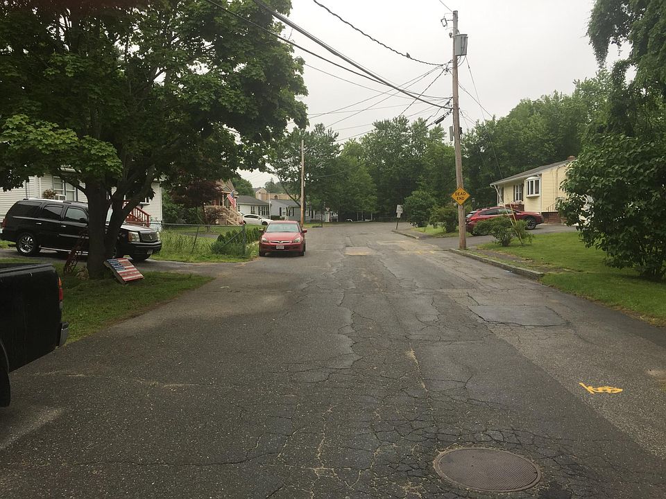 2nd image of 20 Morrison Ct