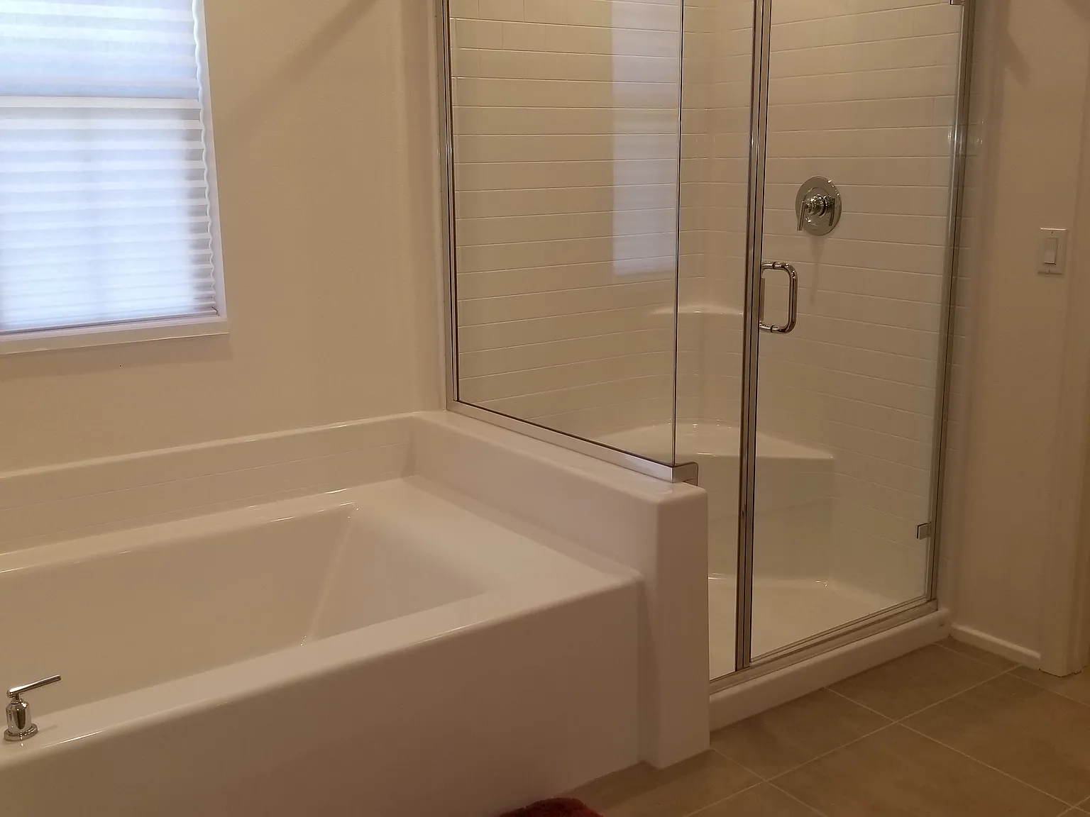 4 bed, 2275 sqft, $3,875 — Photo 4