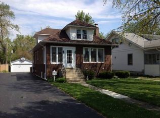 44 W School St, Villa Park, IL