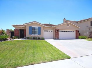 25427 Chesterfield Ln, Wildomar, CA 92595