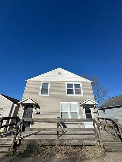 849 S Maple Ave #B — Photo 1