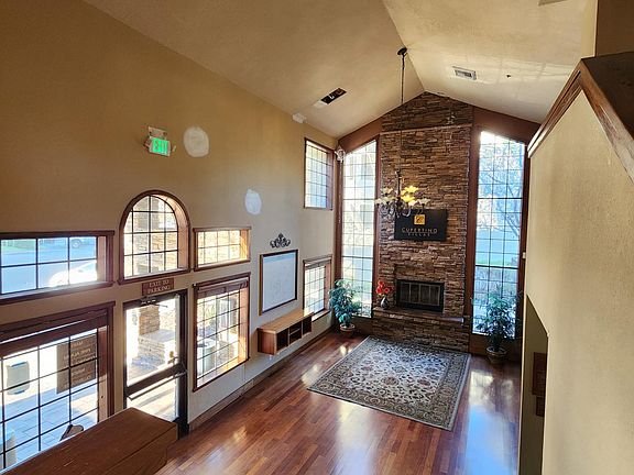 4th image of 880 E Fremont Ave APT 211